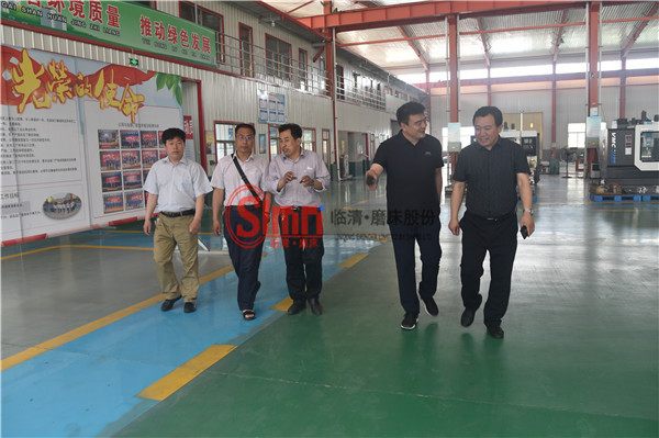 與山大實現“校企合作”